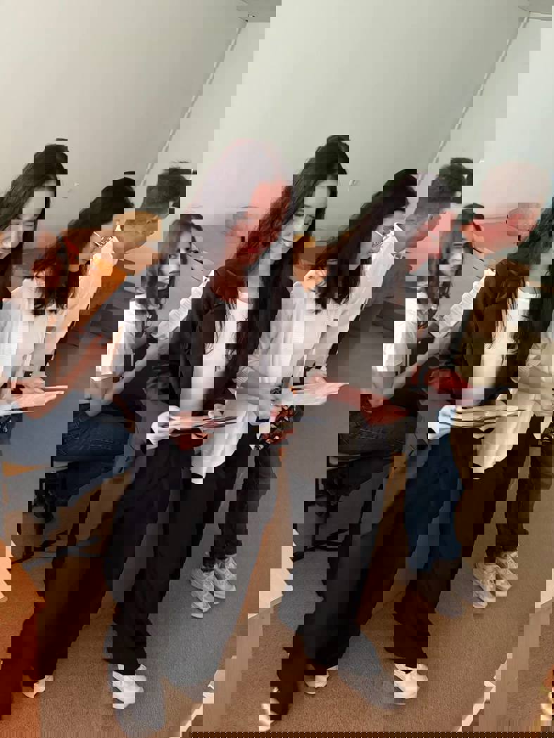 5372939581638441647